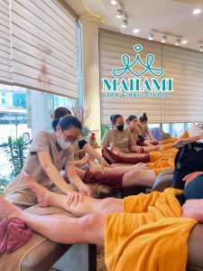 Combo massage chân 90 phút và tẩy da chết gót chân tại Mahami Spa Nha Trang